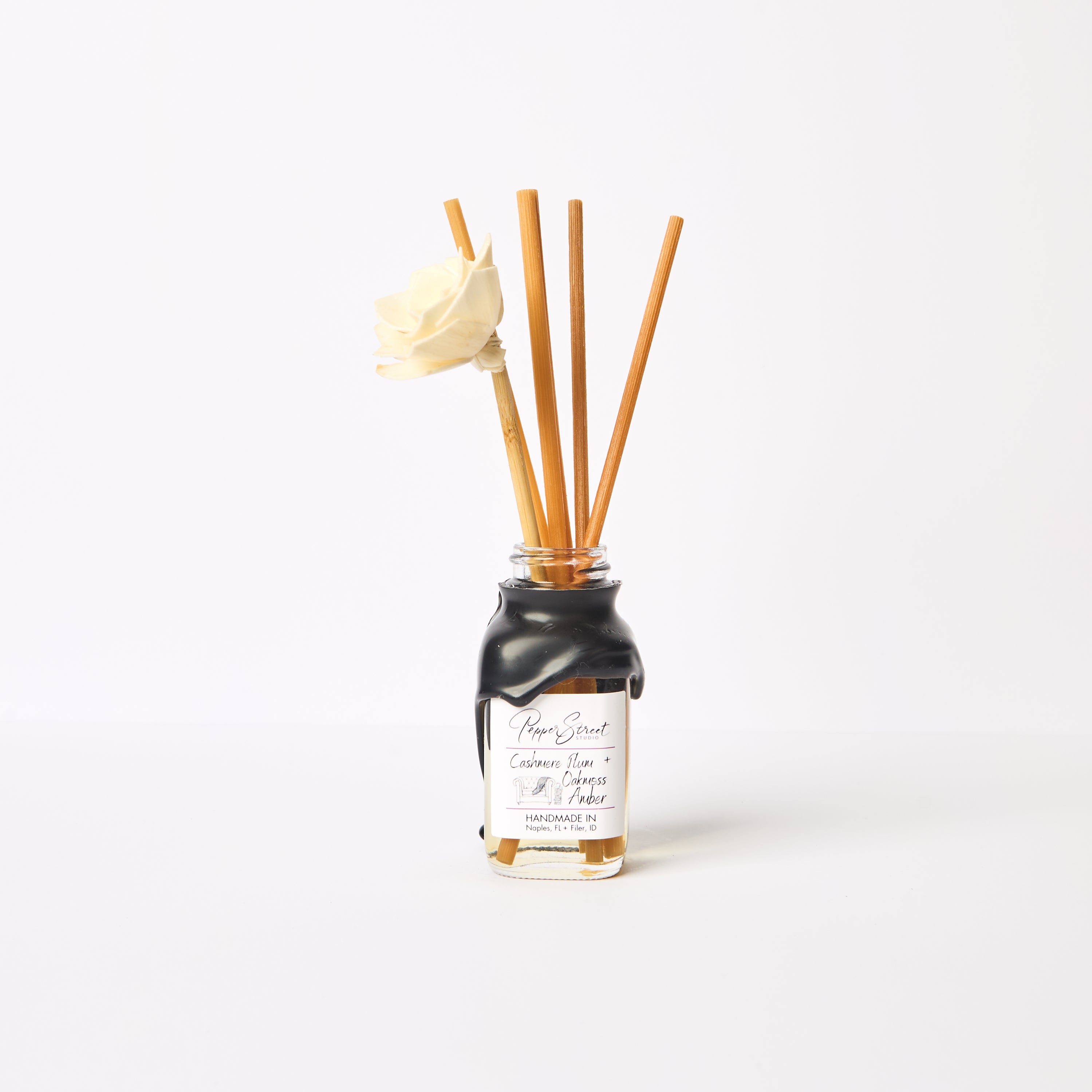 Cashmere Plum + Oakmoss Amber Tini Room Diffuser