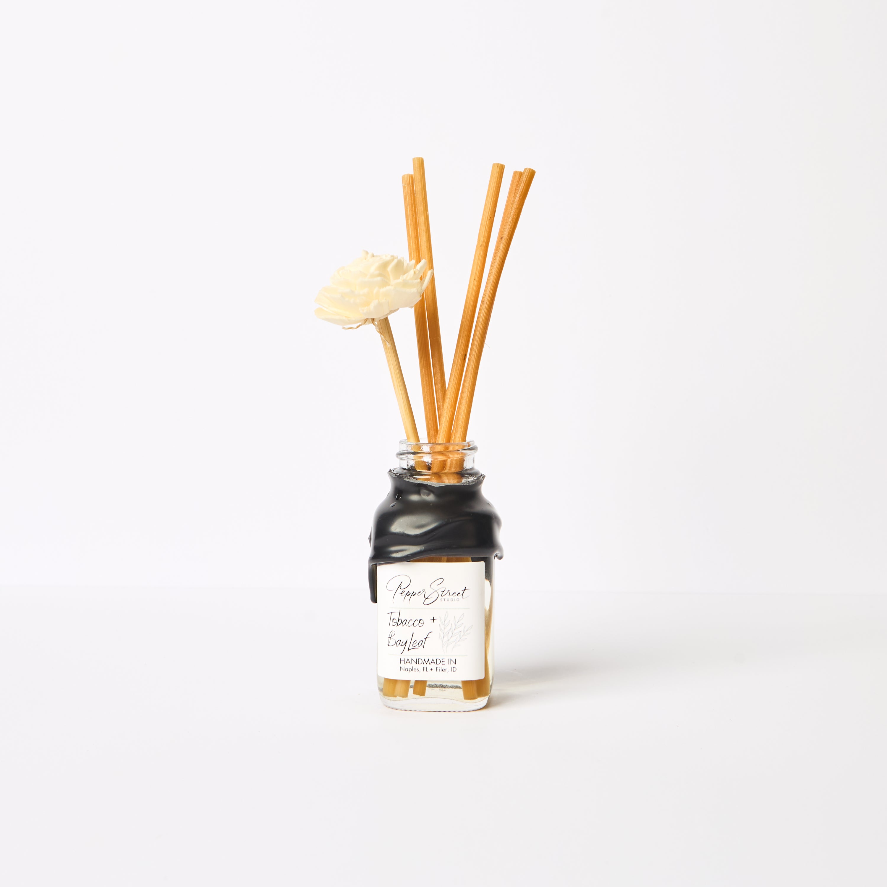 Tobacco + Bay Leaf Tini Room Diffuser