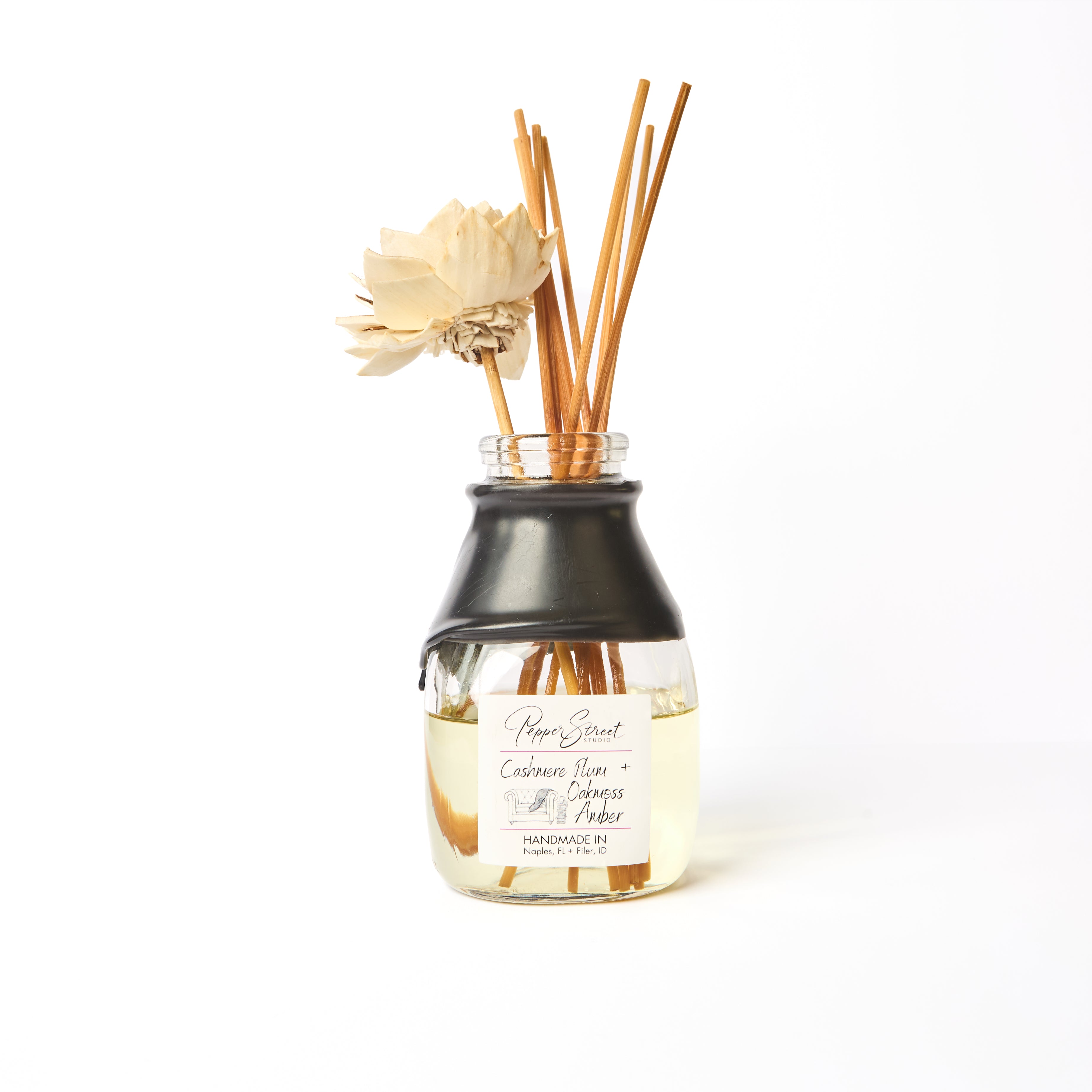 Cashmere Plum + Oakmoss Amber Large Room Diffuser